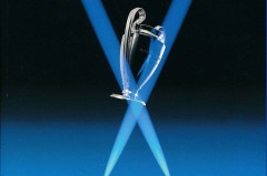 巴西VS智利世预赛：内马尔火力对决智利防线，焦点战即将开启